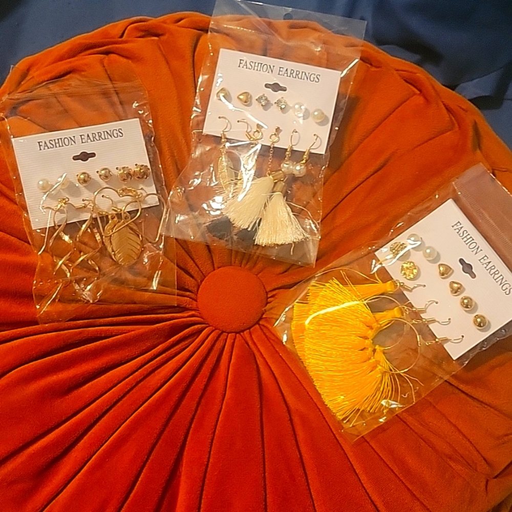 Earing sets